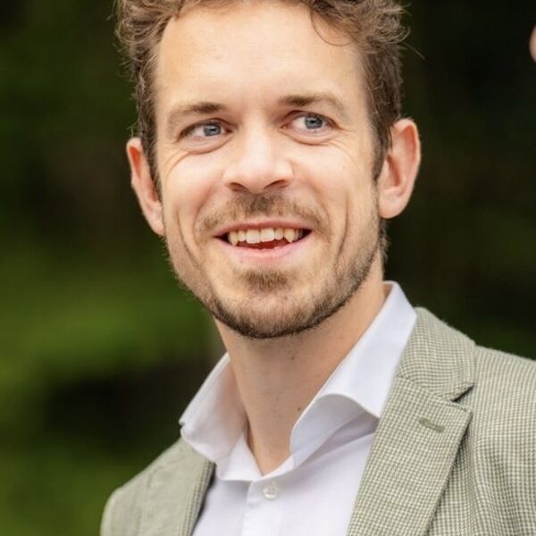 Dr. Andreas Van Vlaenderen