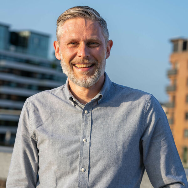 Dr. Koen Palmers